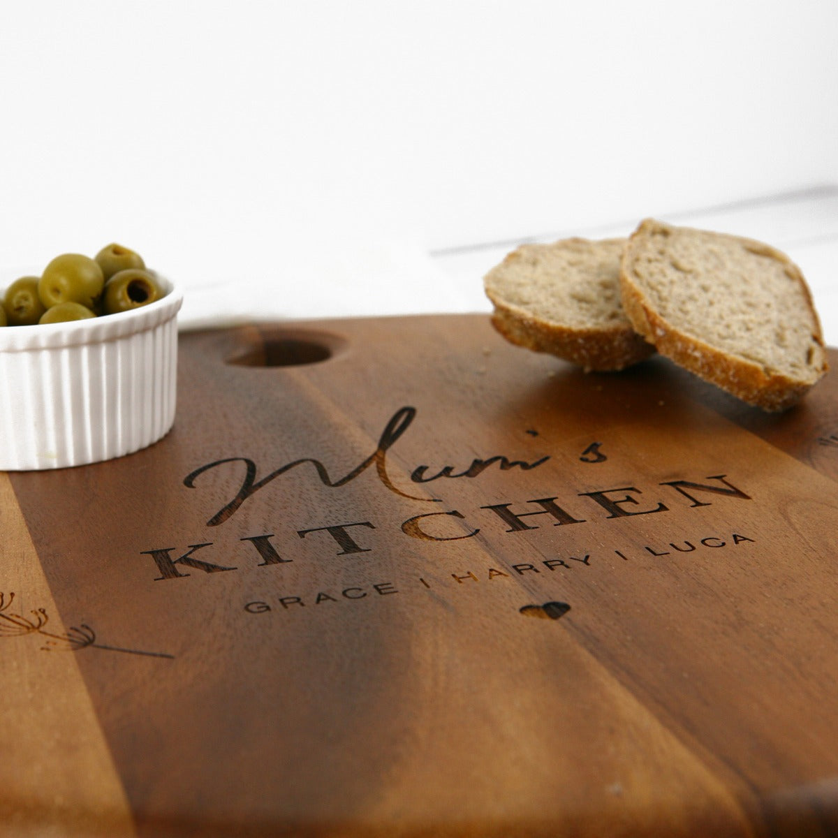Engraved Mother's Day Round Acacia Serving Board
